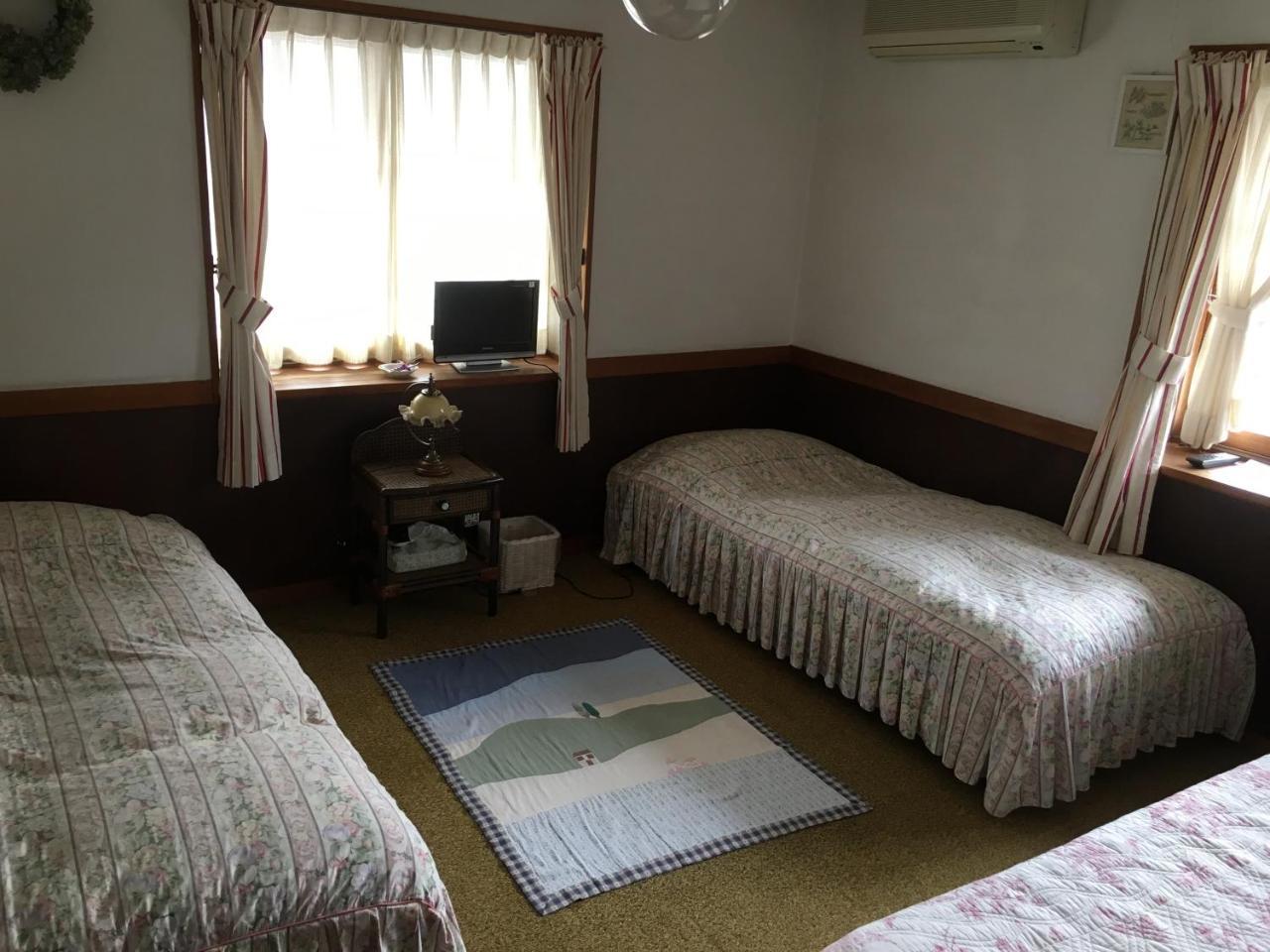Pension Cocotte Такаяма Экстерьер фото