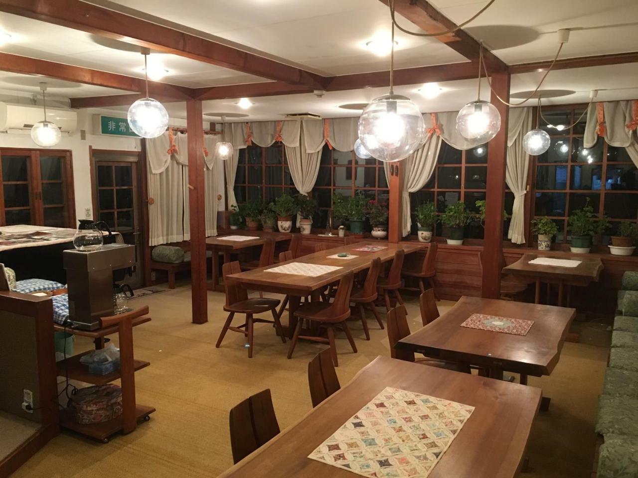 Pension Cocotte Такаяма Экстерьер фото